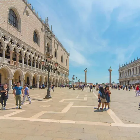 Beautiful In Apartman *